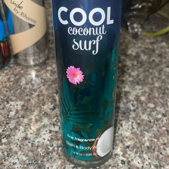 Bath & Body Works and Victoria’s Secret - Picture 5 of 7